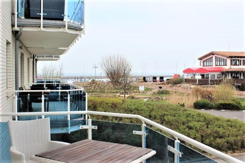 Appartementanlage Residenz Am Yachthafen Кюлунгсборн Экстерьер фото